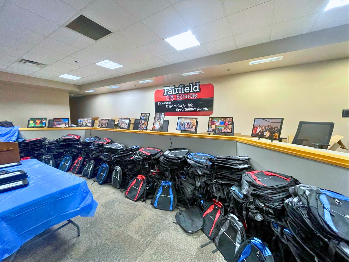 Leadership Fairfield class project supporting school children in Fairfield